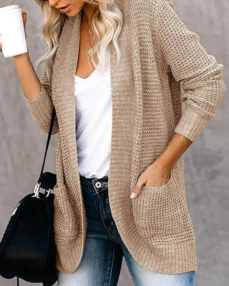 Geschwungene Strickjacke