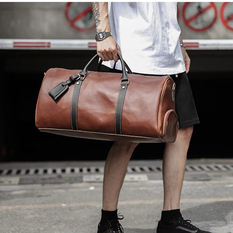 Bundle offer: Leather sports bag &amp; free cardholder