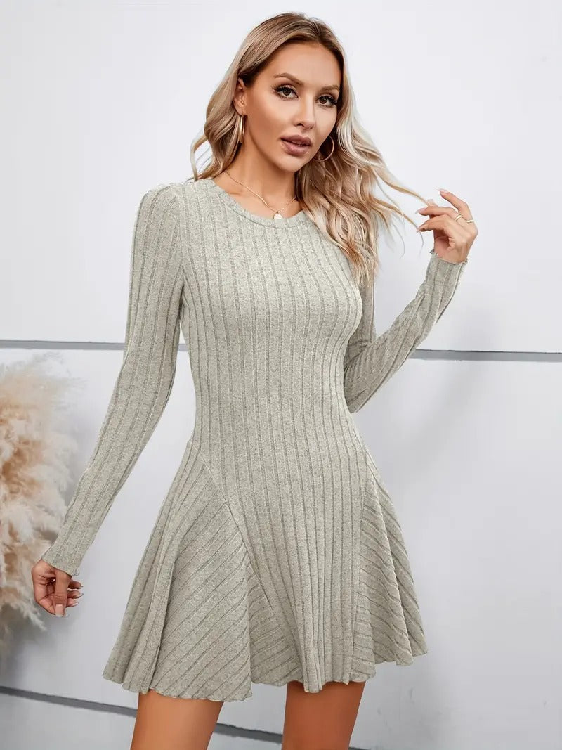 Long-sleeved dress with flap