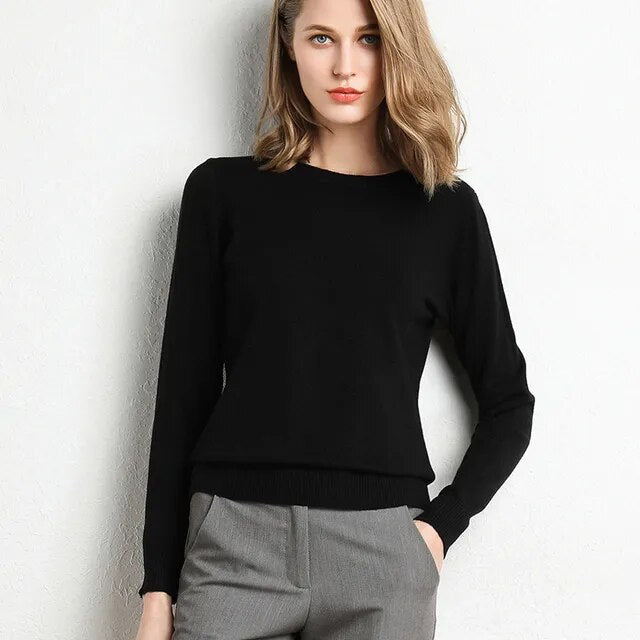 Cashmere sweater for women with o-neck