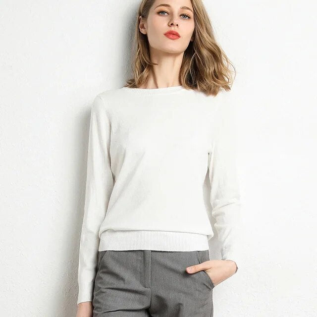 Cashmere sweater for women with o-neck